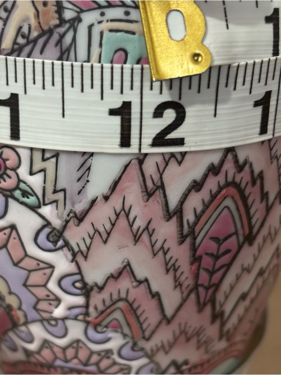 Glazed Ceramic Famille Rose Pink Flame Stitch Patterned Chinoiserie Vase 8” Sm - Picture 8 of 9